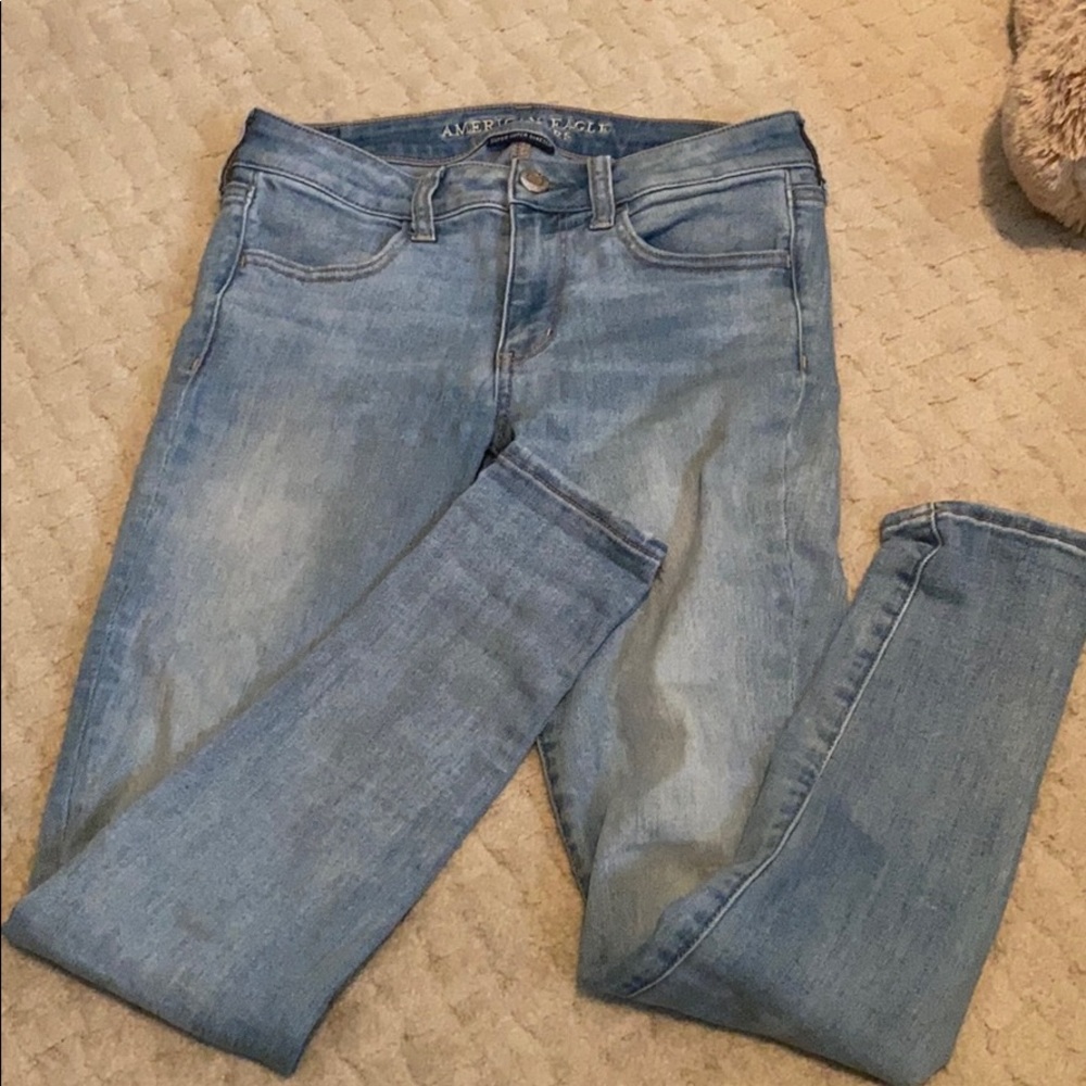American eagle light wash jeans